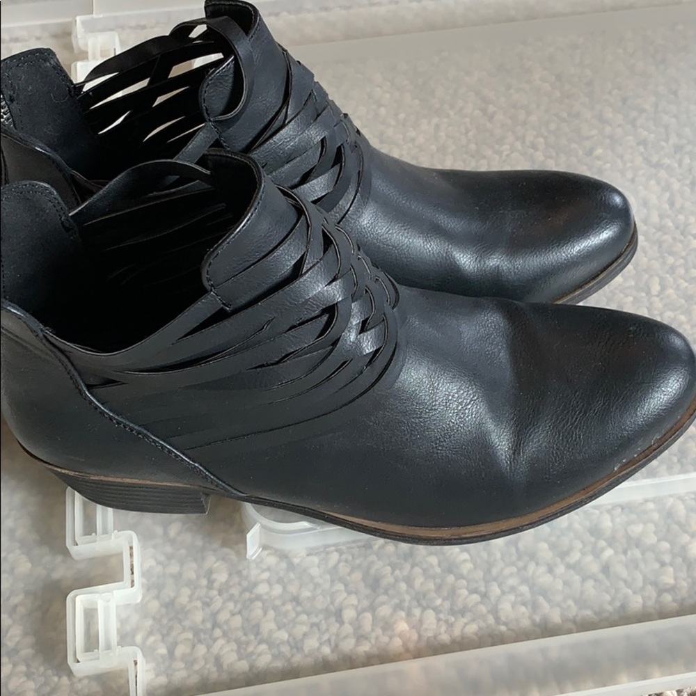 Black boots